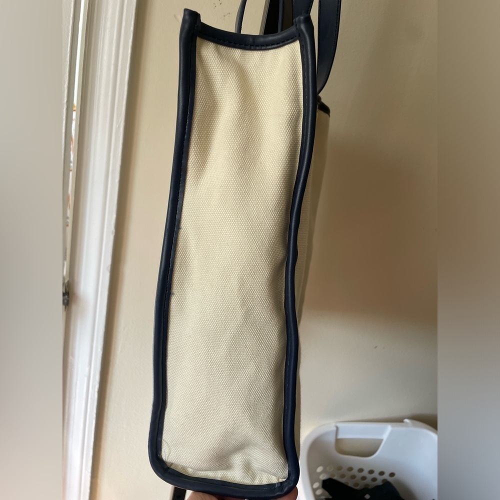 Draper James|| Totes Y’all Tote bag, Leather and canvas bag, With Tennessee Pin - Picture 7 of 13